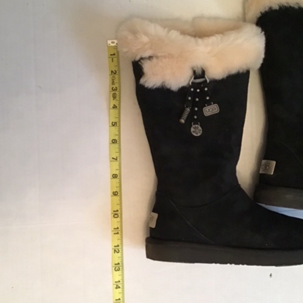 UGG Plumdale Charm Boots Size 6 - Picture 6 of 7